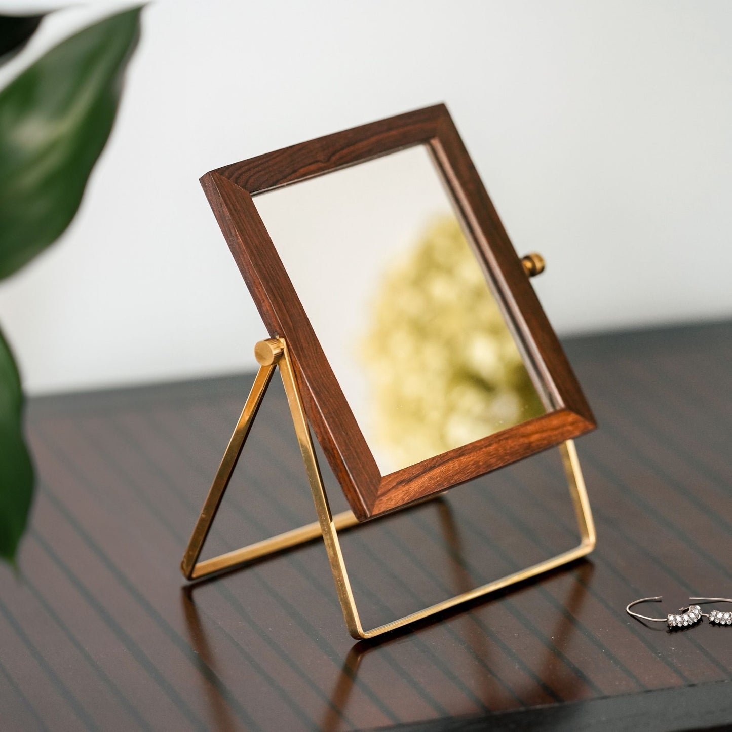 Handmade Foldable Countertop Mirror